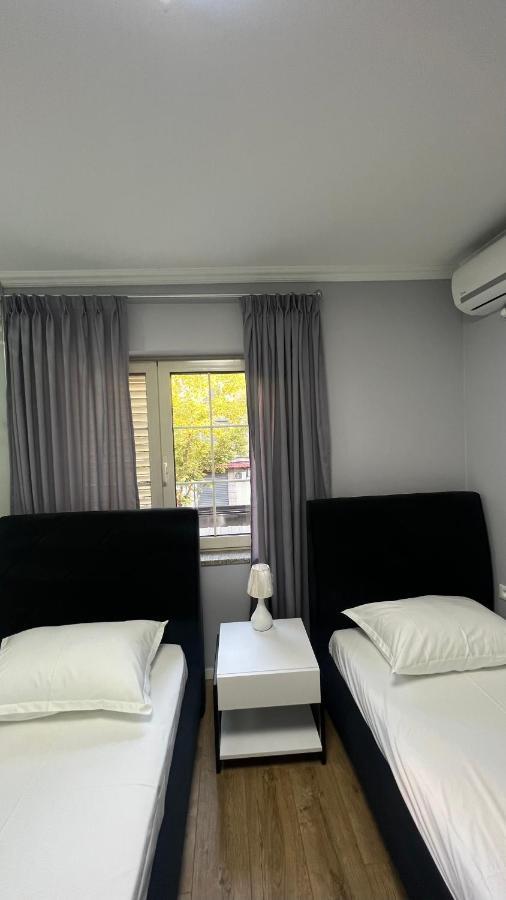 Vila 90 Boutique Hotel Tirana Exterior foto